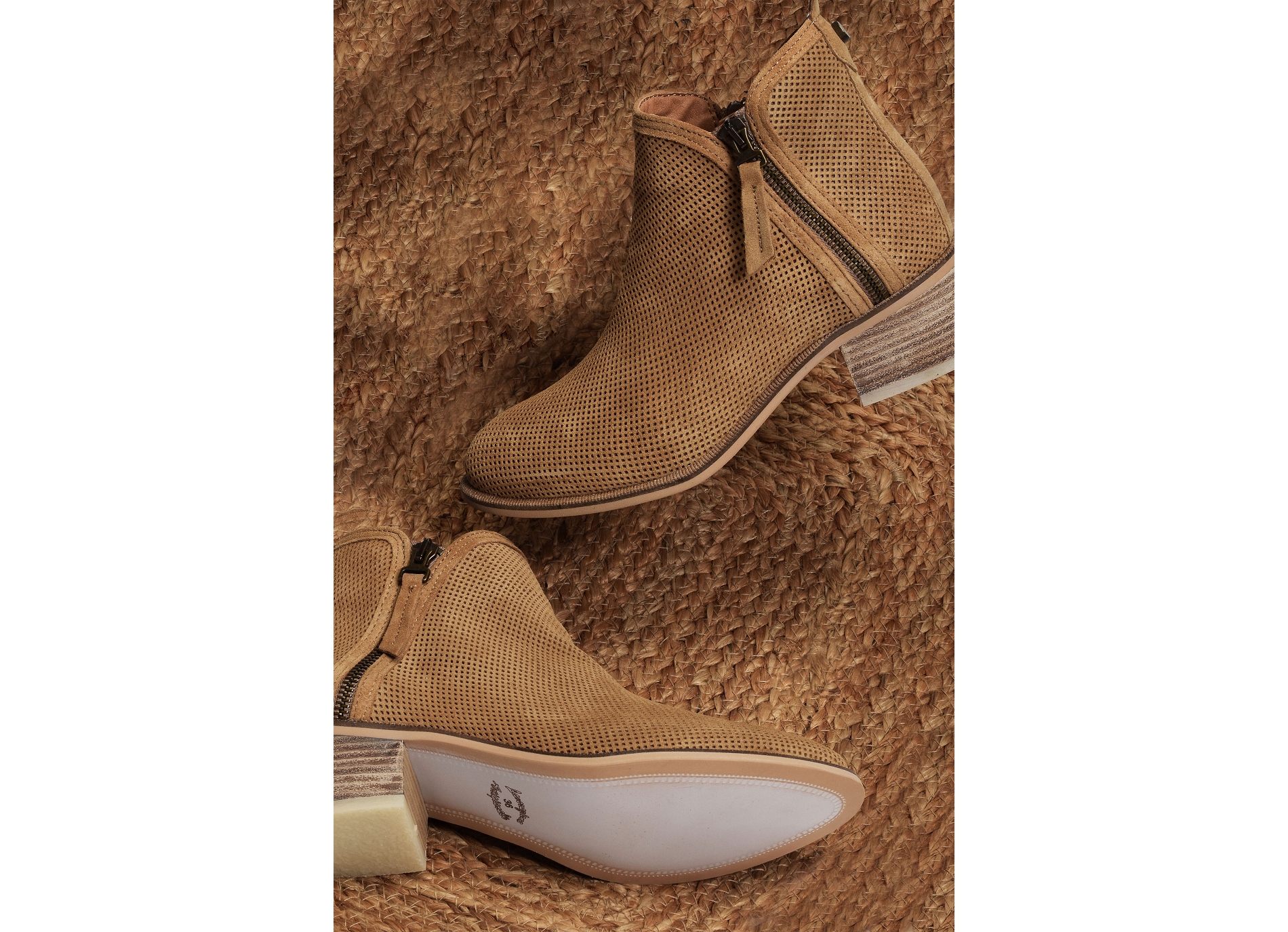 Nelly 5050 camel
