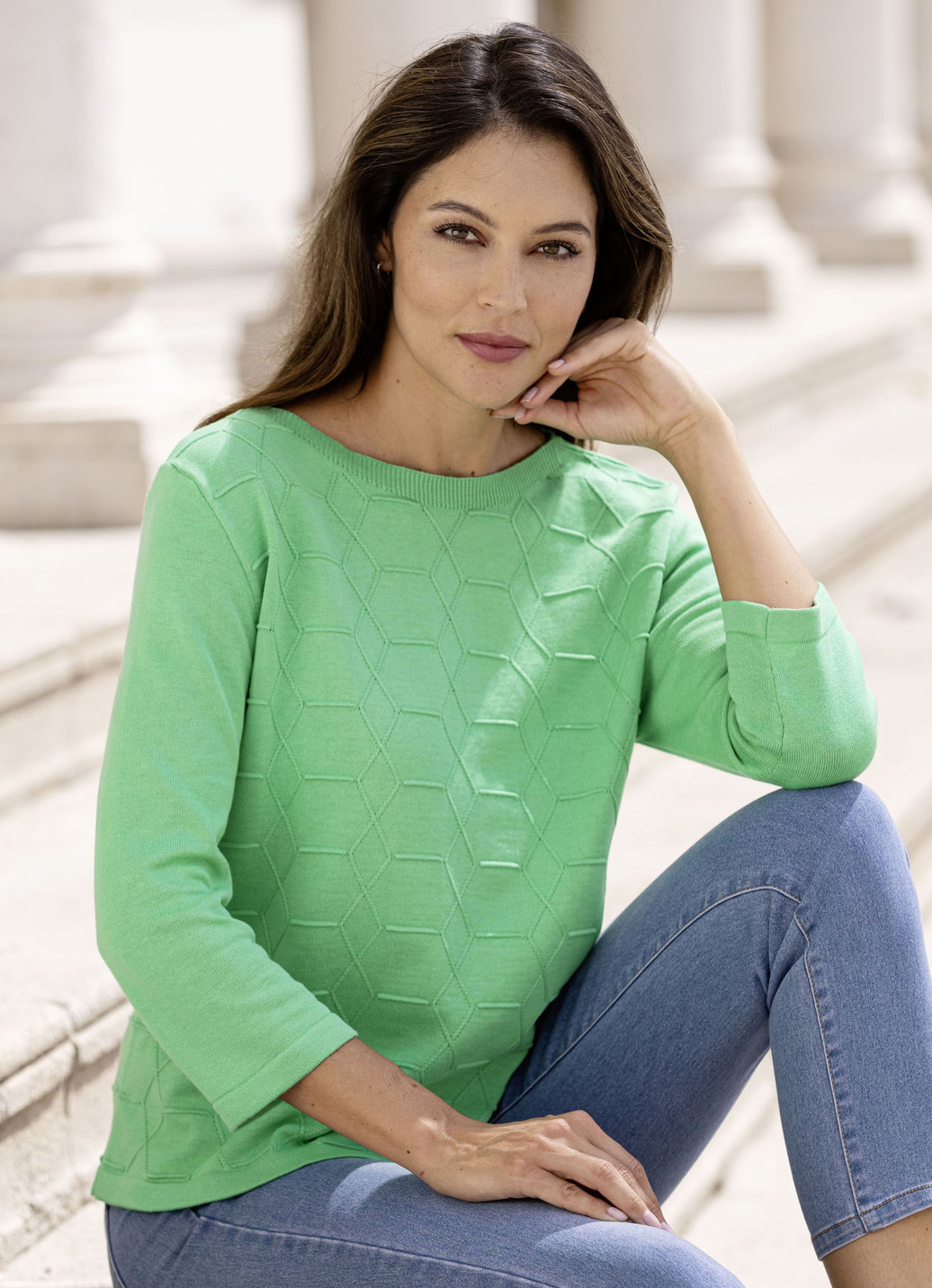 Pullover mit grafischer Struktur