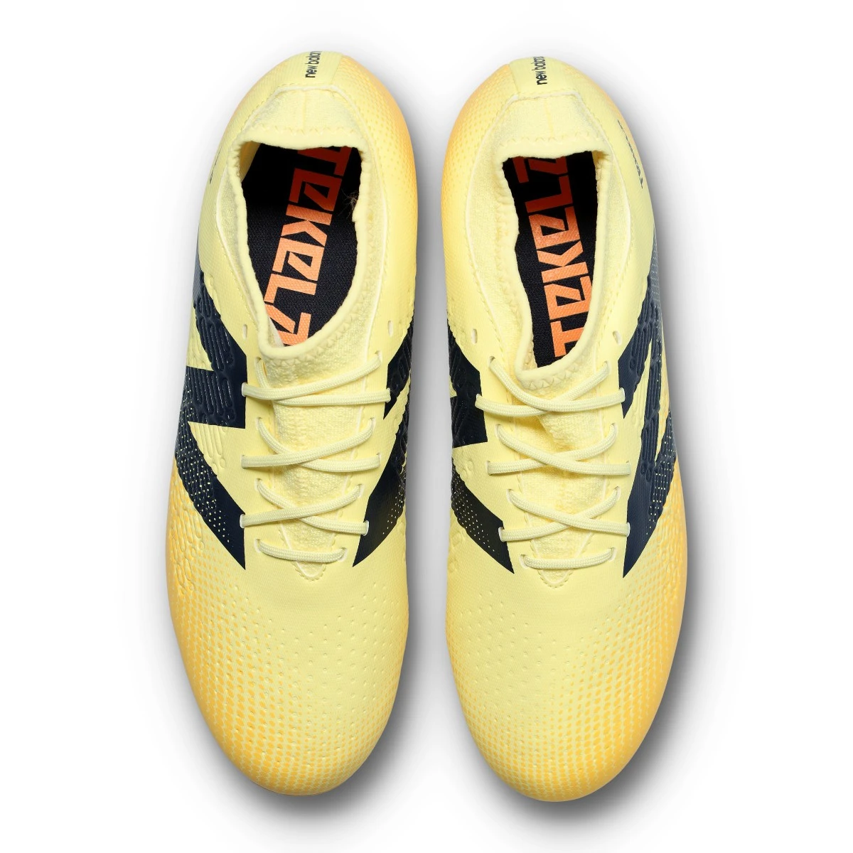 Chuteira New Balance Tekela Magique FG V4+