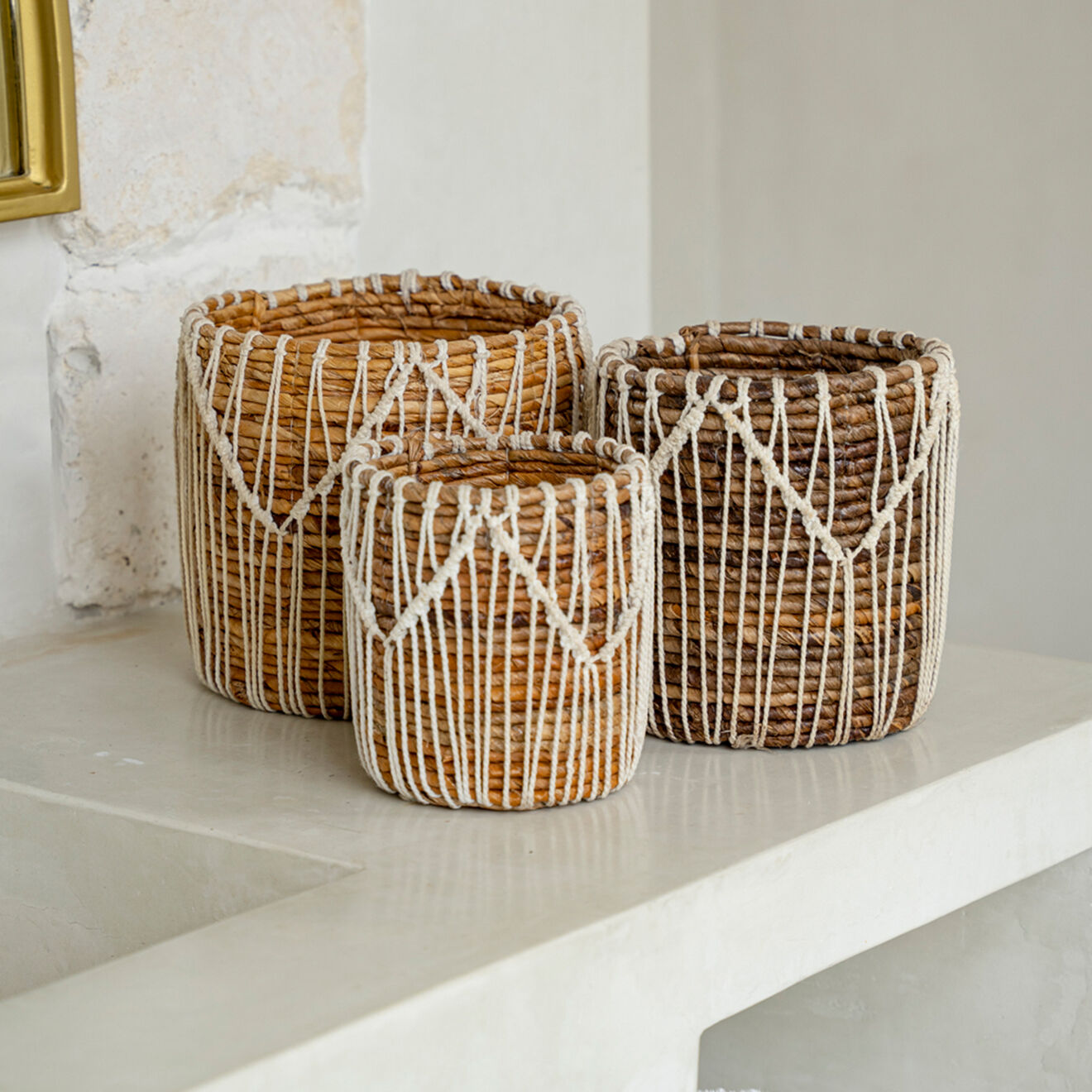 Bazar Bizar Panier Macra-mazing Basket  marron/blanc - D.14xH.16 cm
