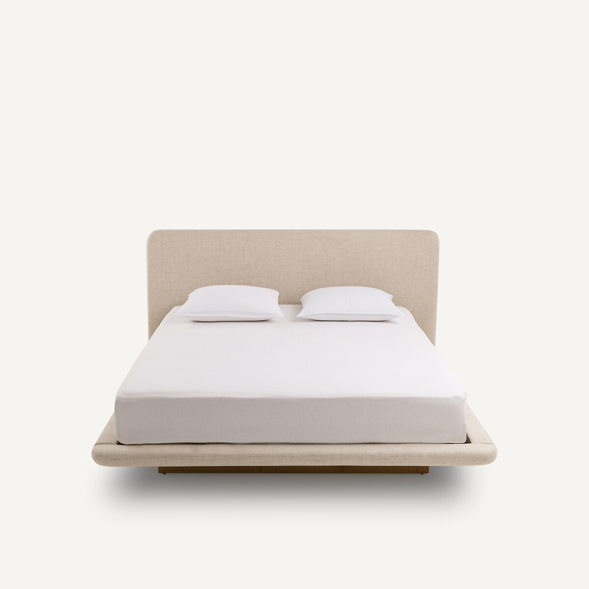 AM.PM<br>Cama com plataforma de madeira de freixo e estofamento em tecido, Slice