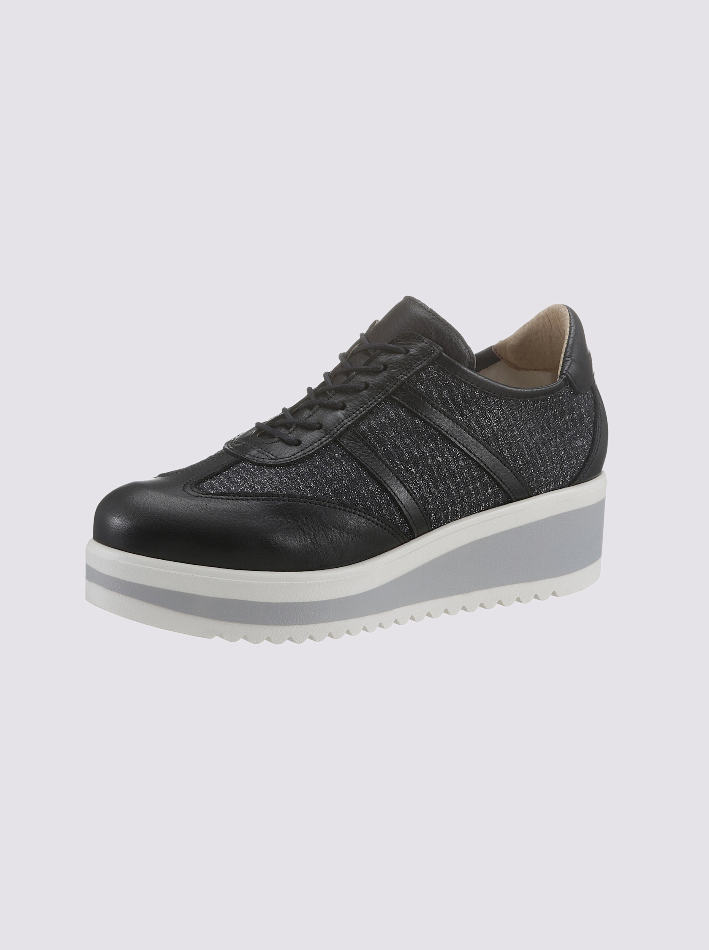 Sneaker