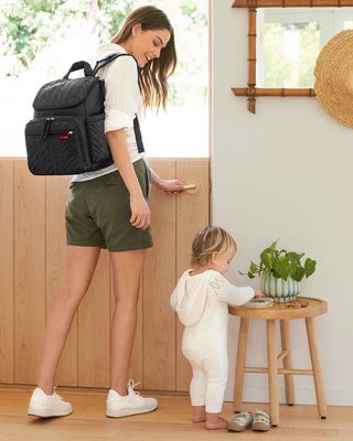 Skip Hop Forma Ryggsekk, Jet Black