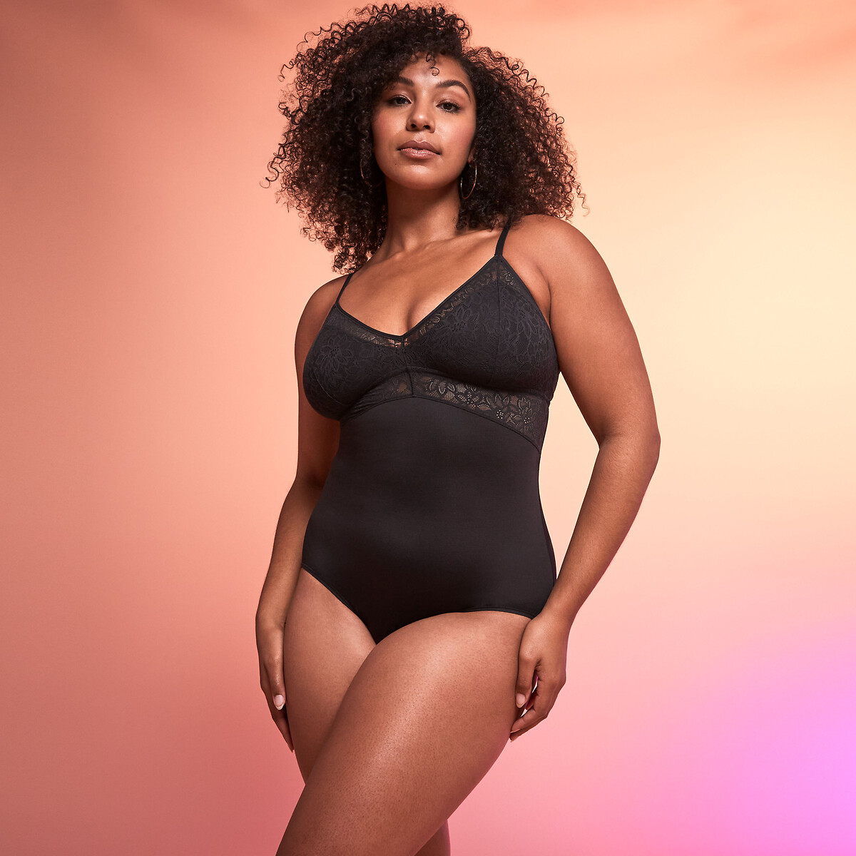 MAIDENFORM<br>Body sem aro com efeito modelador. Domine sua barriga.