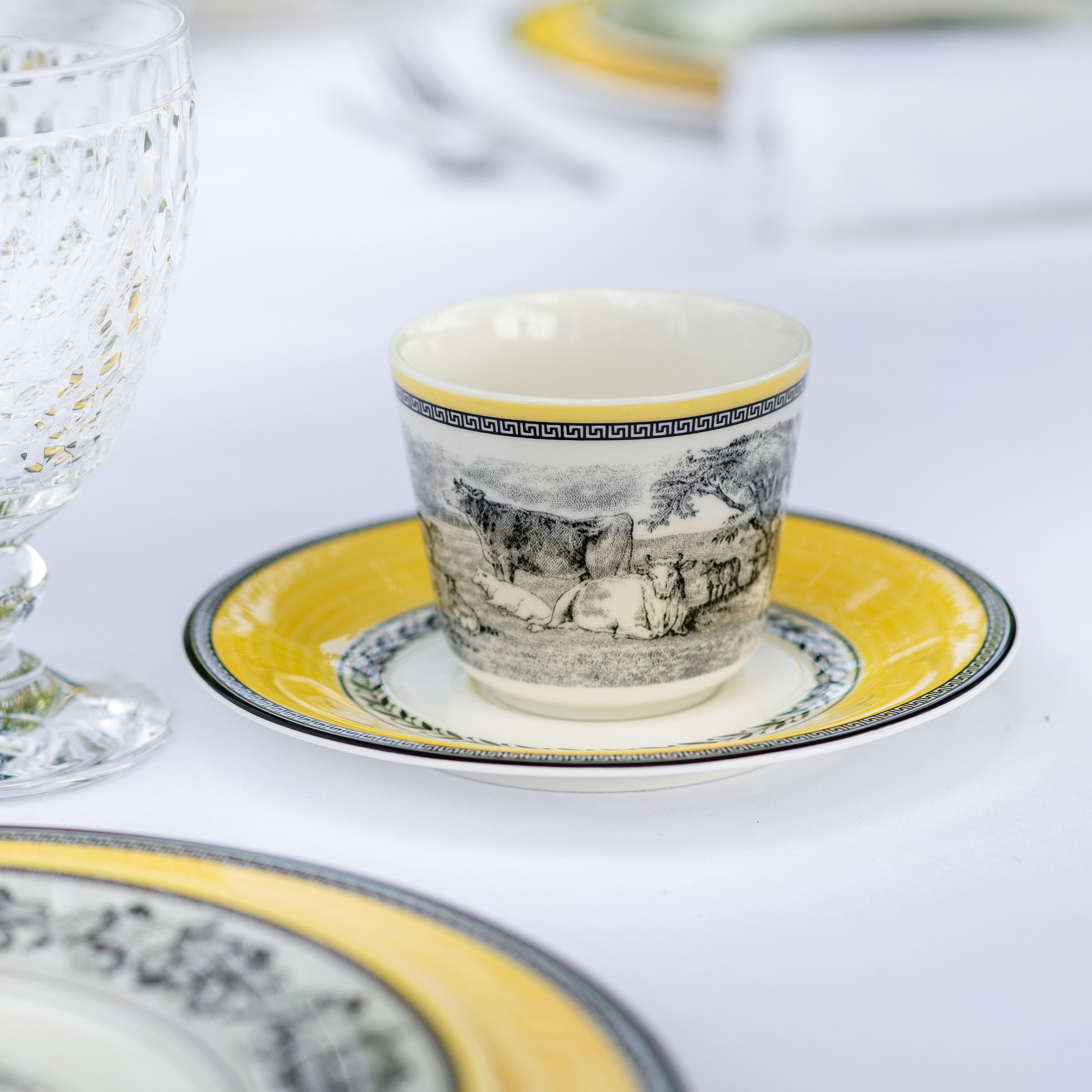 Audun Coffee cup saucer Multi-colored, 7.5'', Premium Porcelain