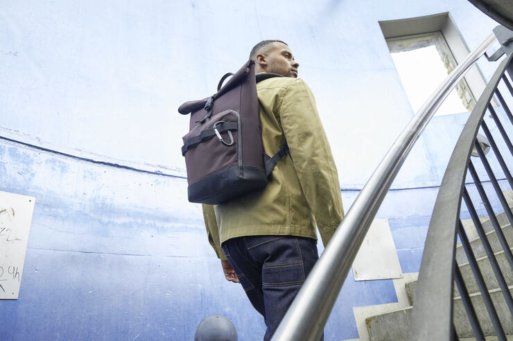 JOST LINDBERG Courier Backpack Wine