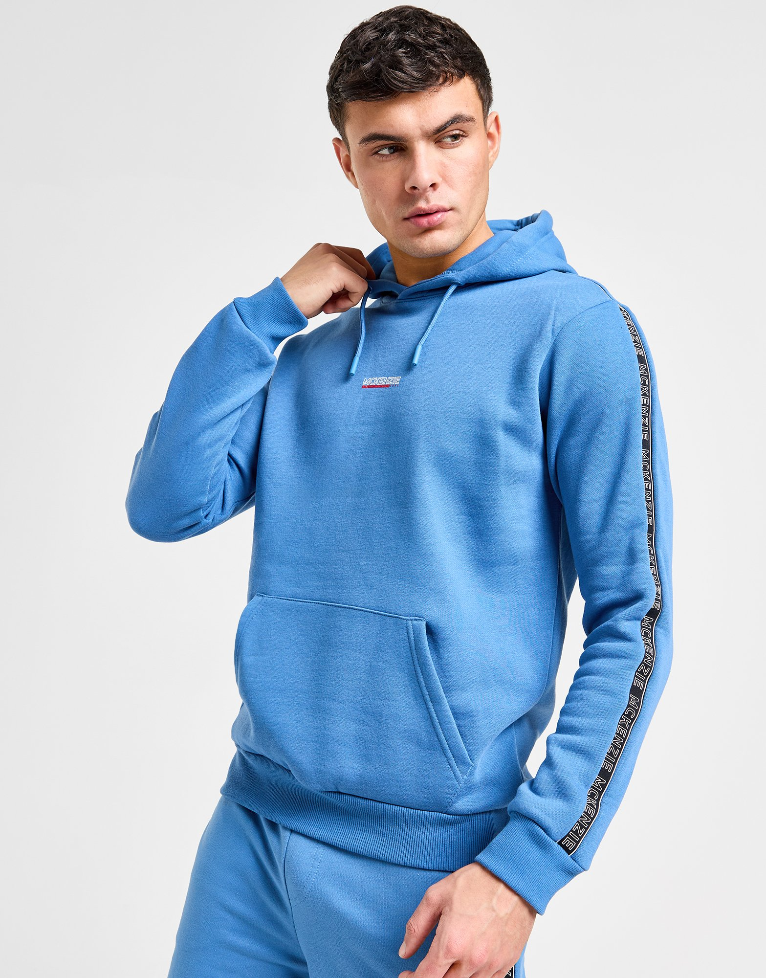 McKenzie Ensemble Sweat à Capuche/Short Essential Tape Homme