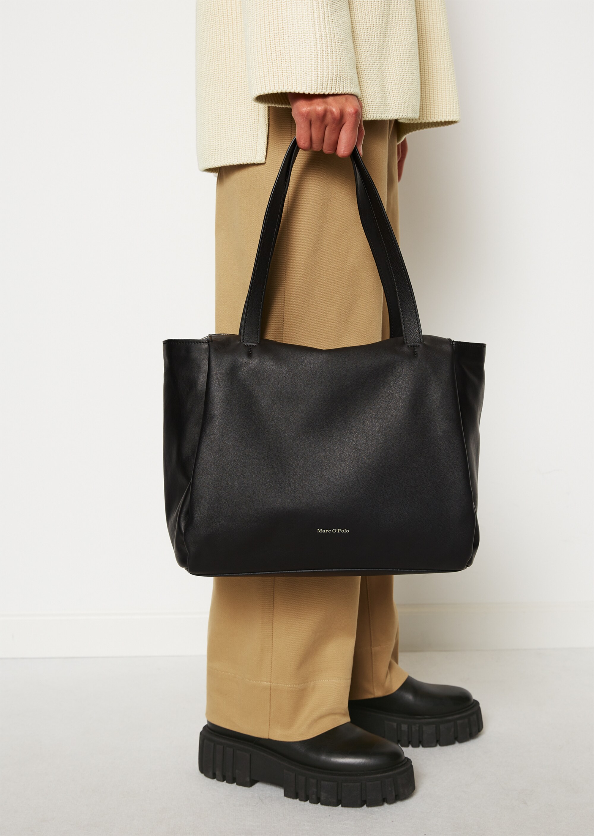 Shopper aus fein genarbtem Rindleder