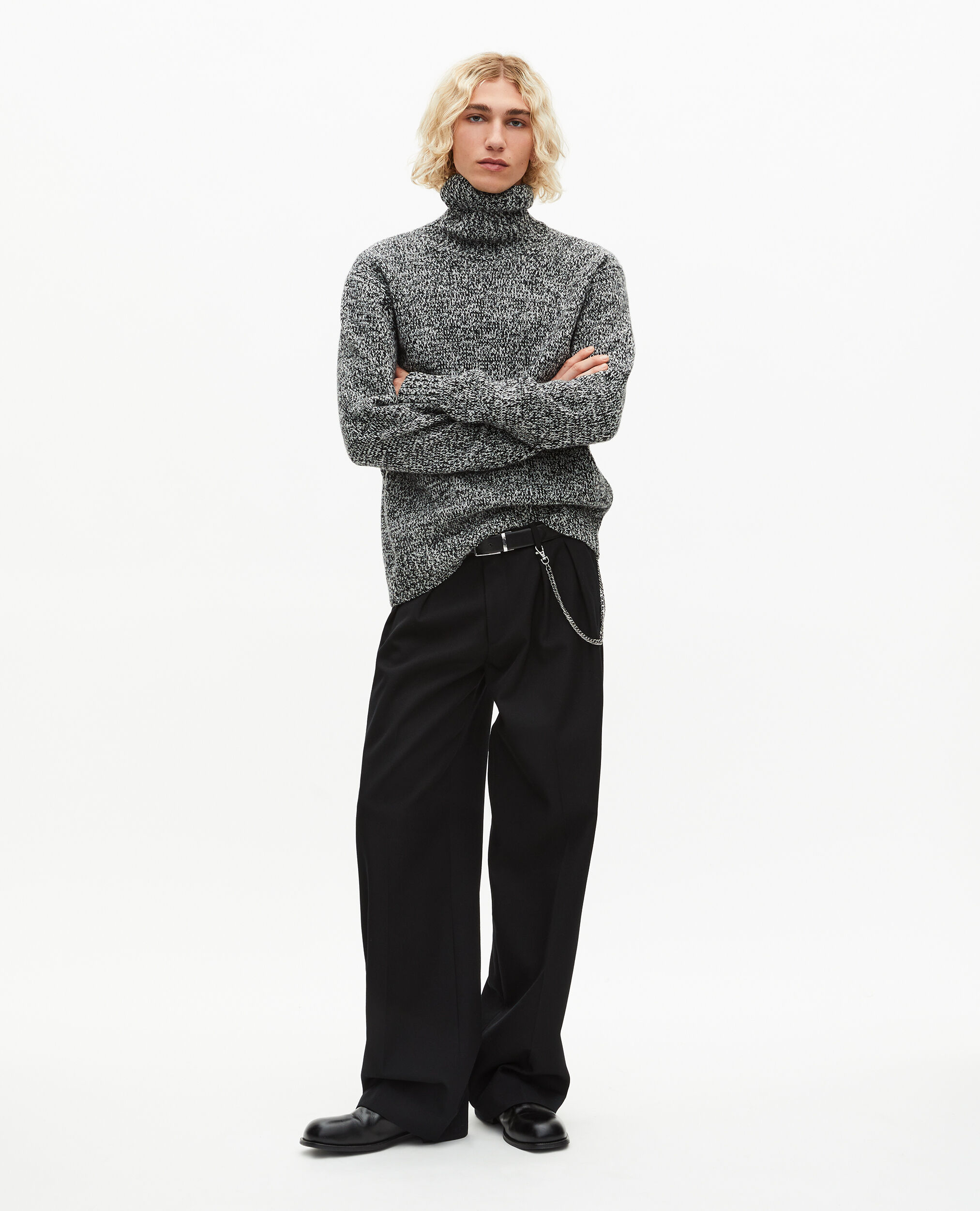 Pull col roulé mouliné noir et blanc