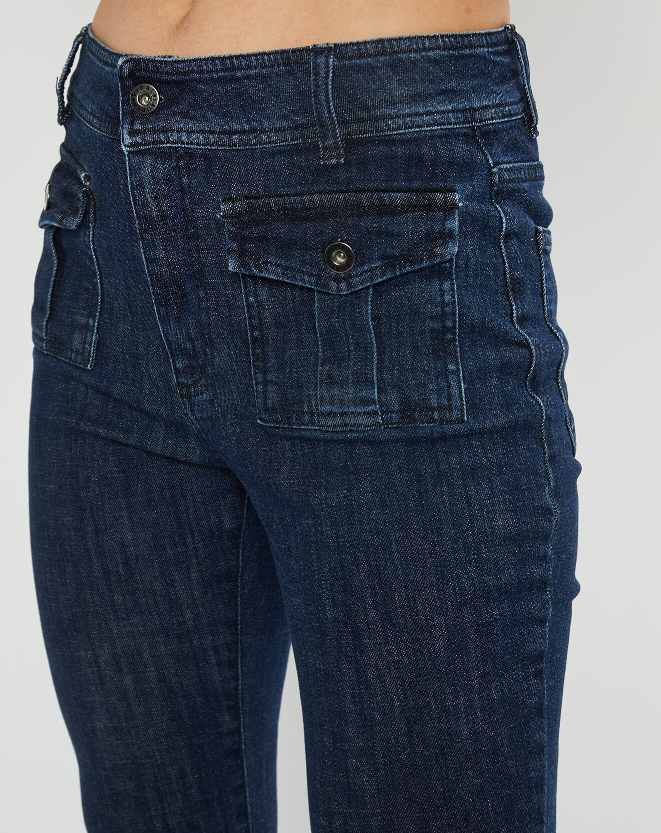 Lauren Vidal Jean Biba bleu
