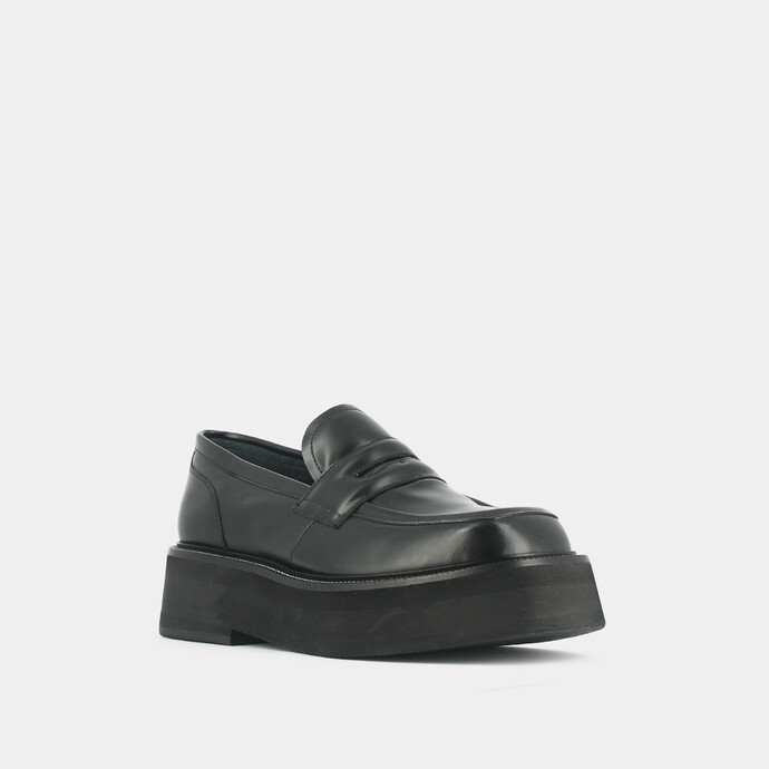 Mocassins à plateformes  en cuir glacé noir