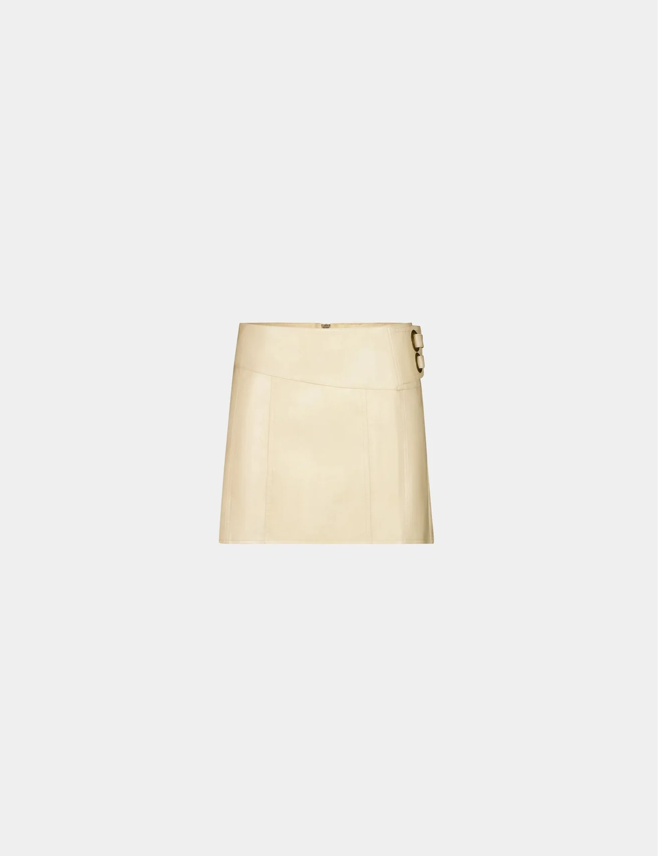 Jupe courte en matière enduite beige clair