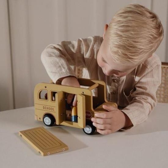 Little Dutch - Skole bus med figur