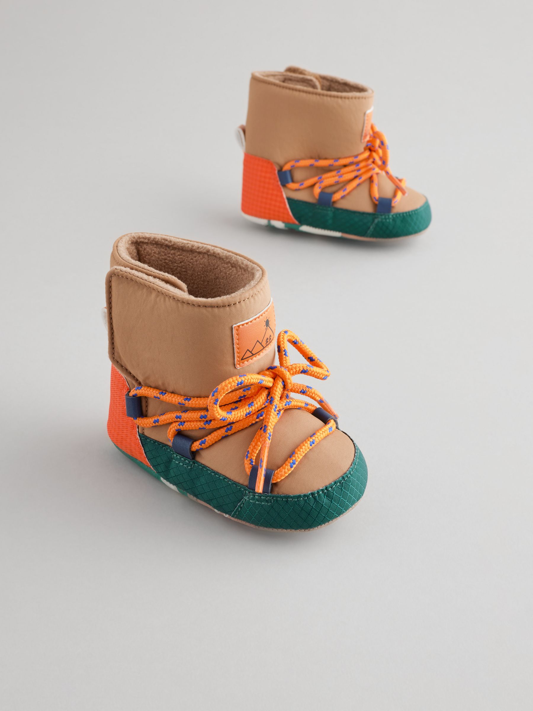 Neutraal met kleurvlakken - Doorgestikte Baby Boots (0-24maanden)