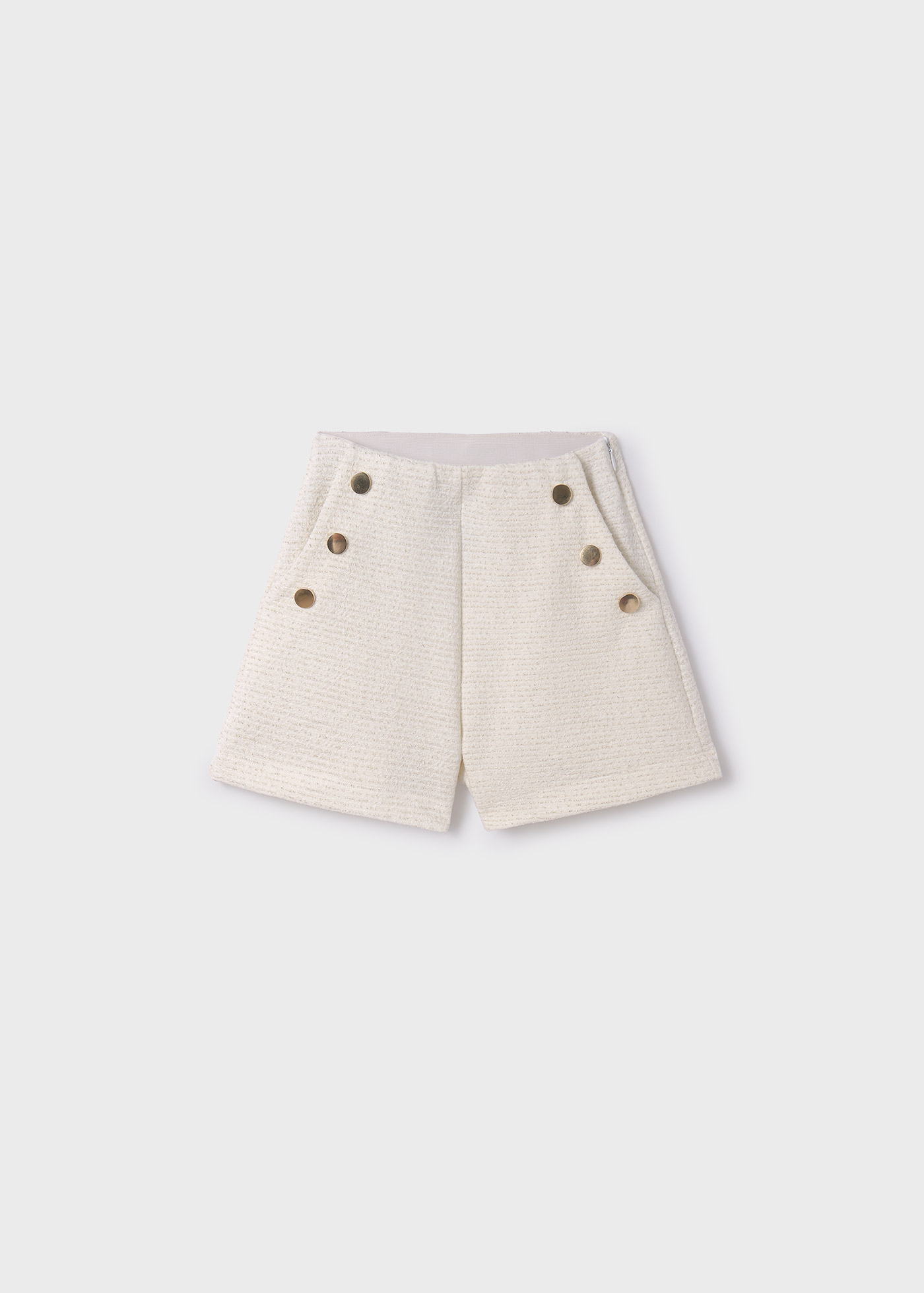 Garota de tweed curto
