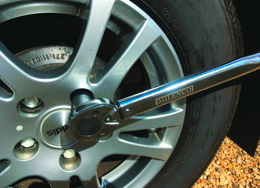 Milenco Wraith 2 Caravan Wheel Lock - Sold Secure Gold