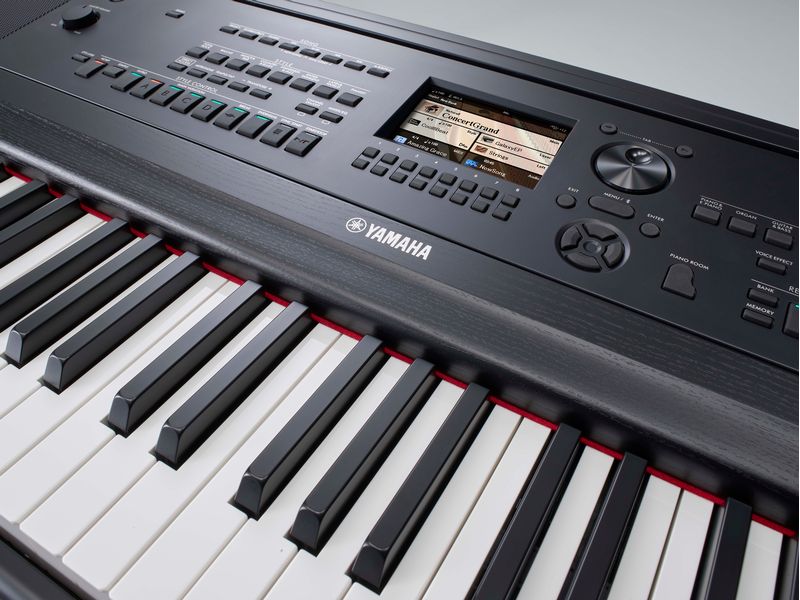 Yamaha E-Piano DGX-670 Schwarz Digital Piano mit Begleitautomatik