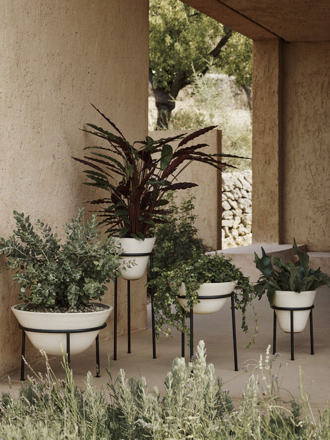 Audo Copenhagen Daiza Planter, H67/Ø25, Ivory