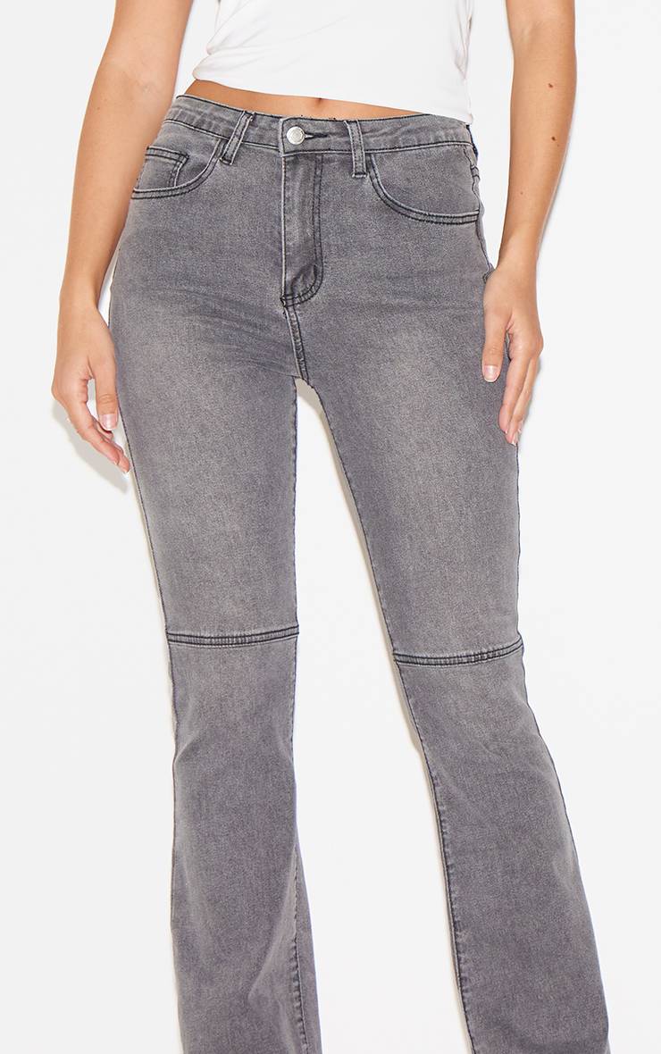 Gris Jean Évasé À Détails De Coutures
