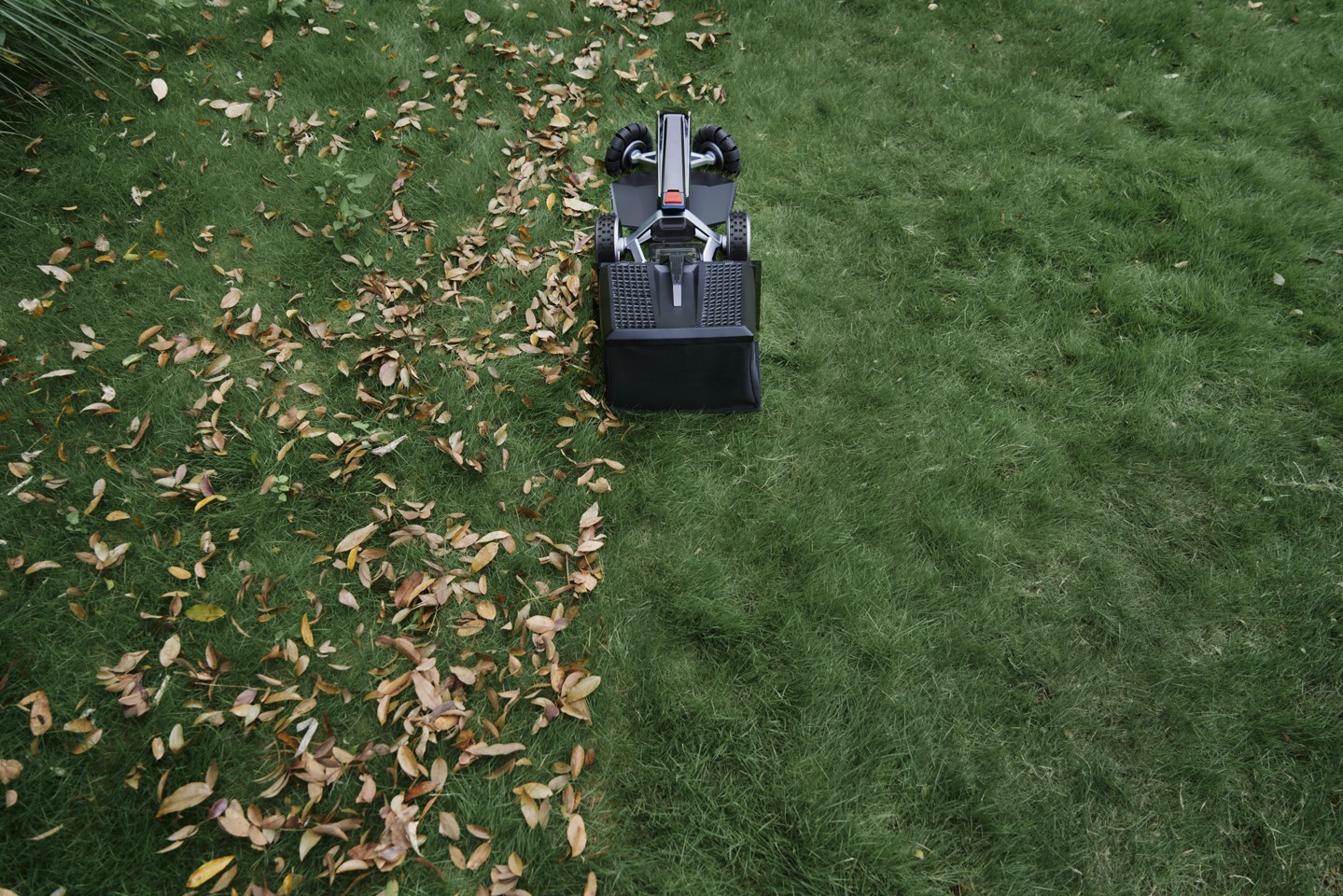 EcoFlow - Blade Robotplæneklipper Fejeblad