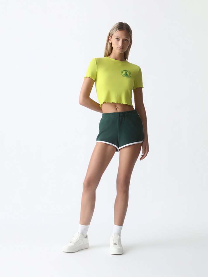 Camiseta cropped com bordado - Lima
