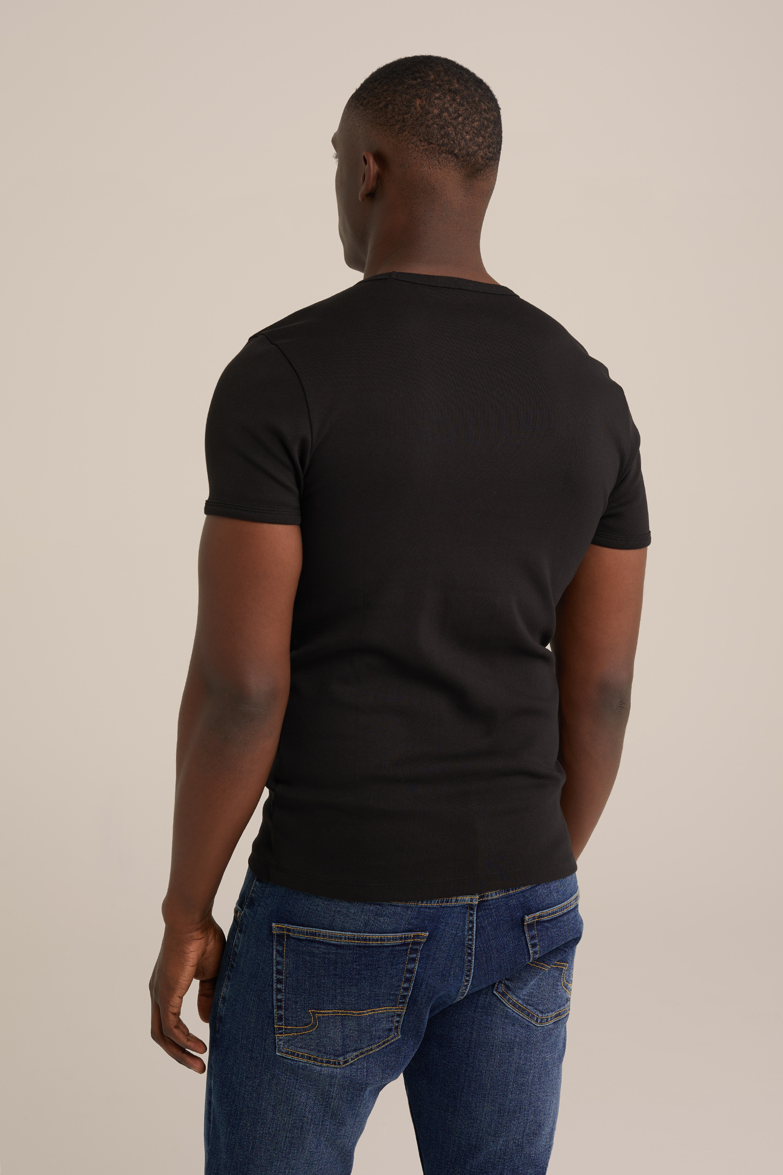T-shirt WE Fashion Zwart