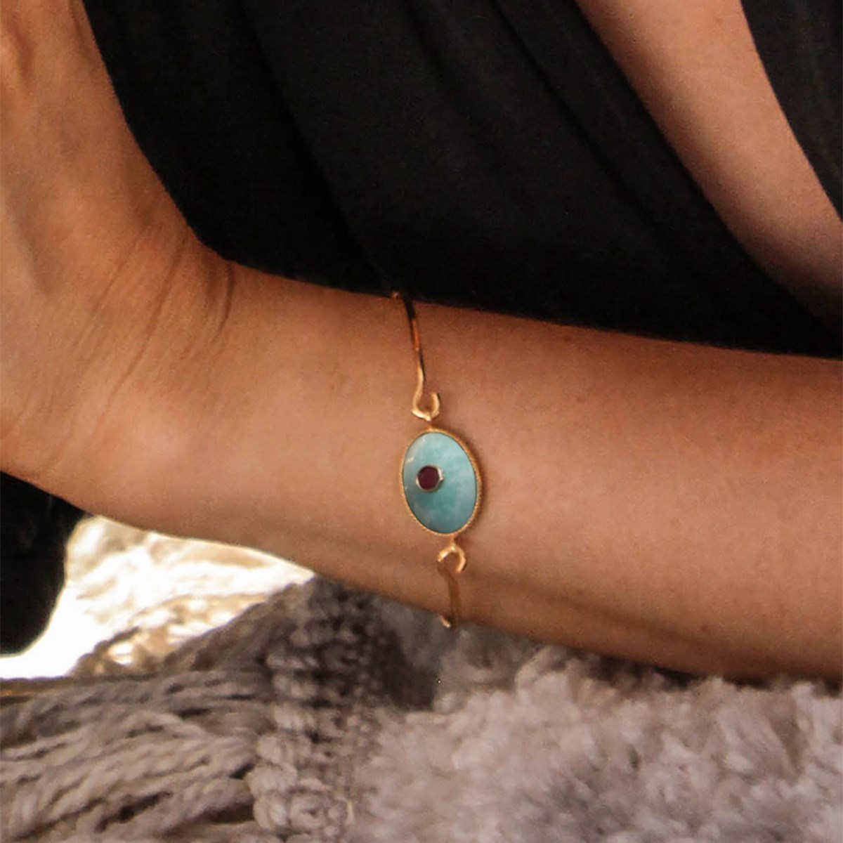 Jonc oeil amazonite doré à l'or fin 24k DEVA