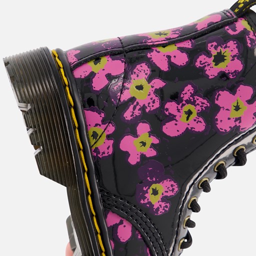 Dr. Martens 1460 Pansy Fayre Veterboots zwart
