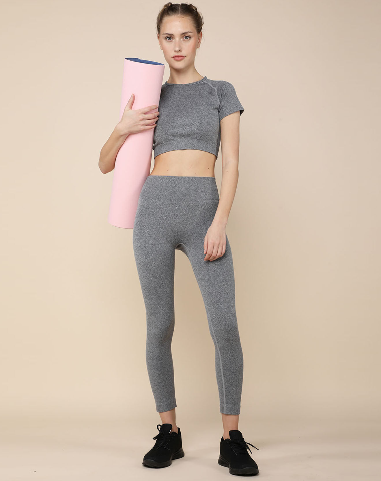 Onamaste Top de sport gris