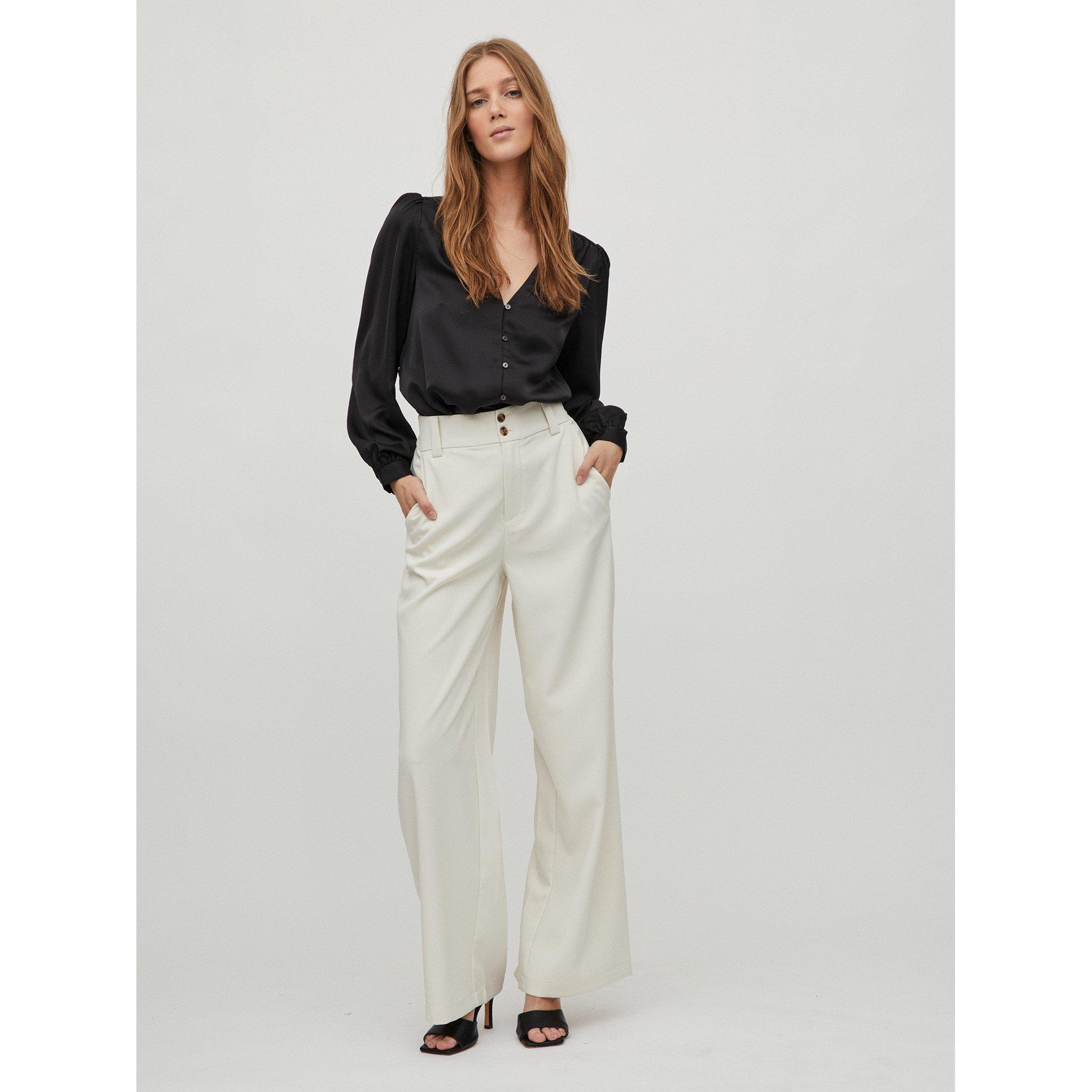 Vila Ellette V Neck