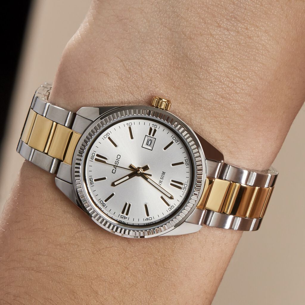 Montre Casio Collection Argente