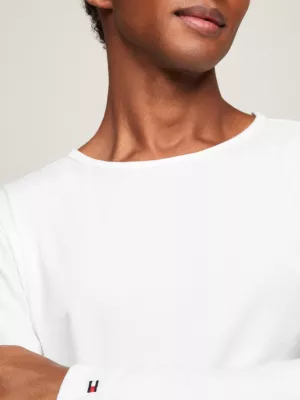 Pacote com 3 camisetas essenciais premium de manga comprida