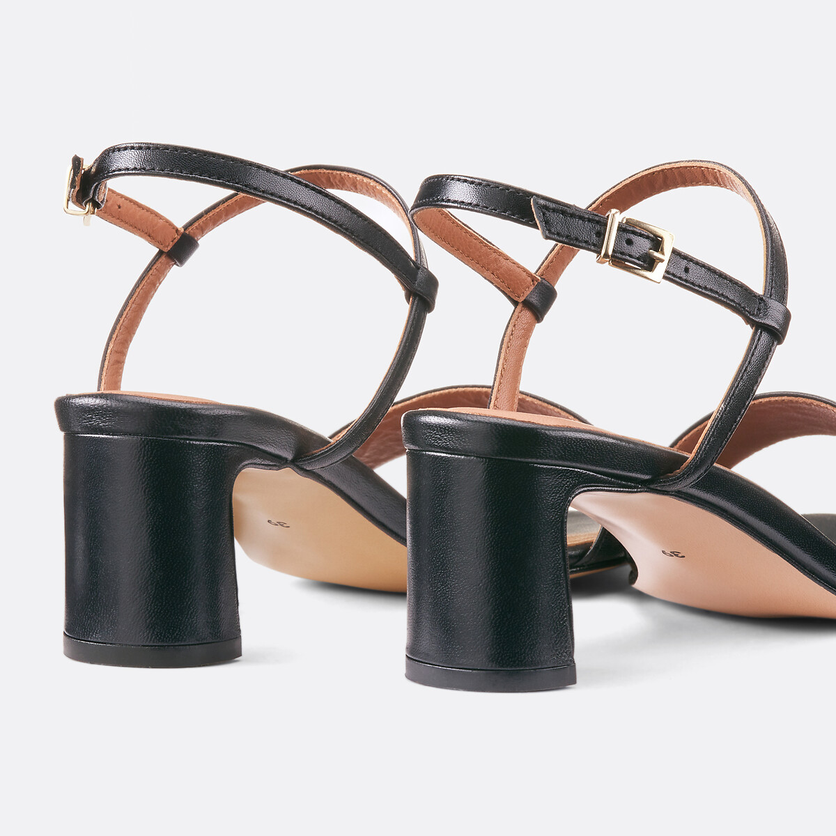 COLEÇÕES LA REDOUTE<br>Sandálias de couro liso com salto, modelo Signature CANDICE