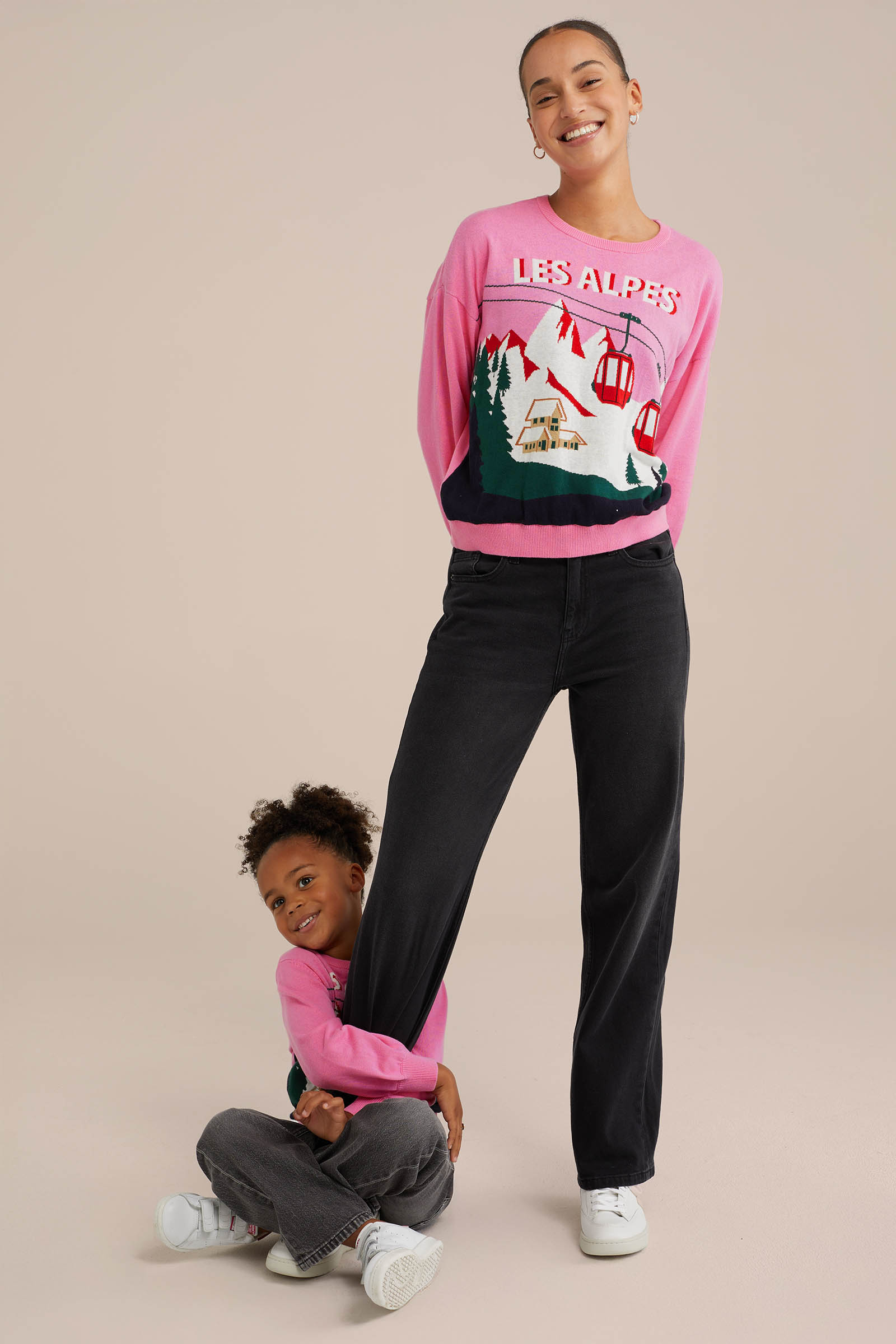 Meisjes trui met dessin WE Fashion Felroze