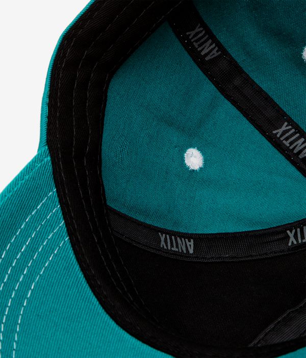 Antix Vaux Dad Cap (green)