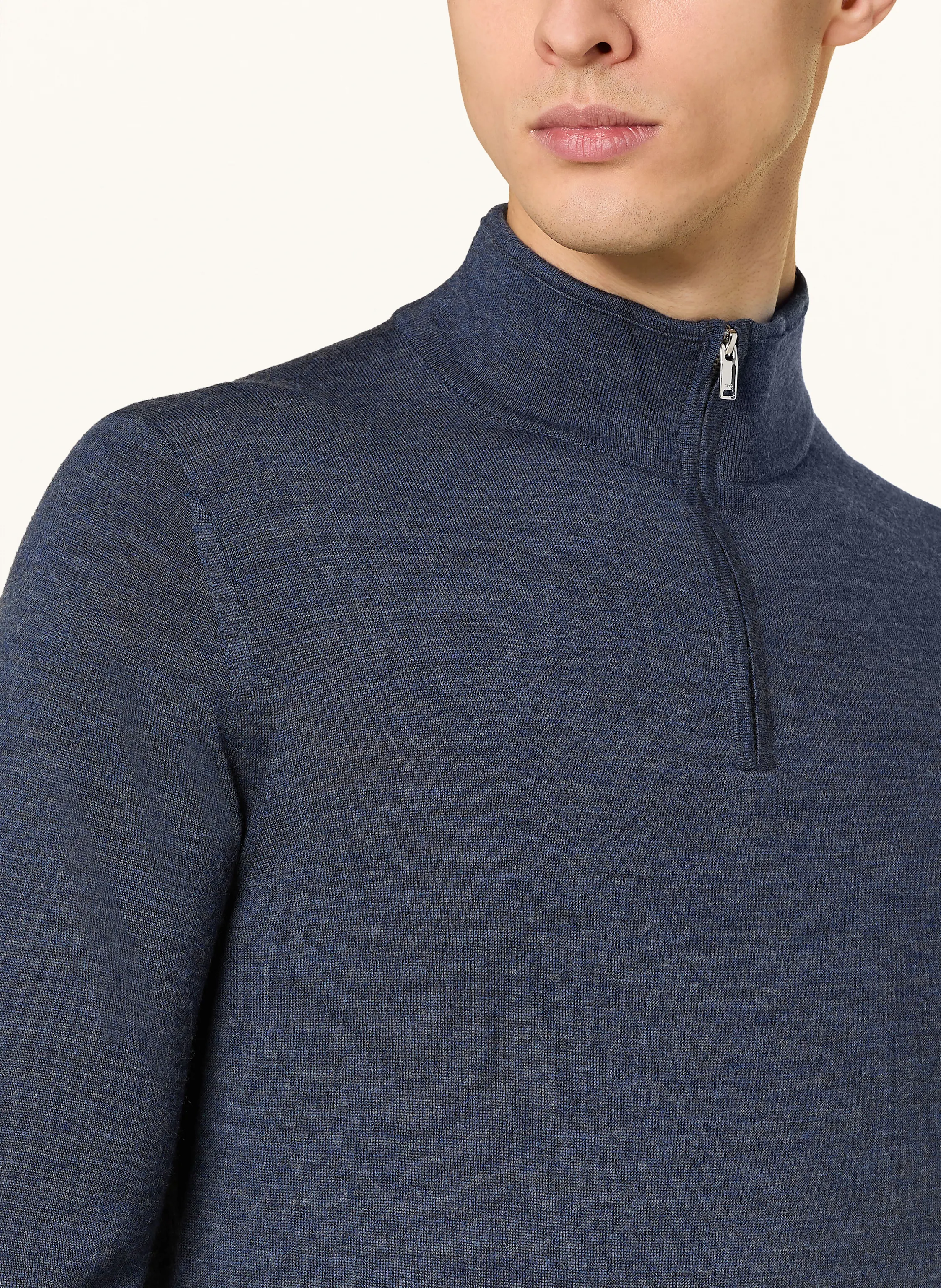 REISS Troyer BLACKHALL aus Merinowolle