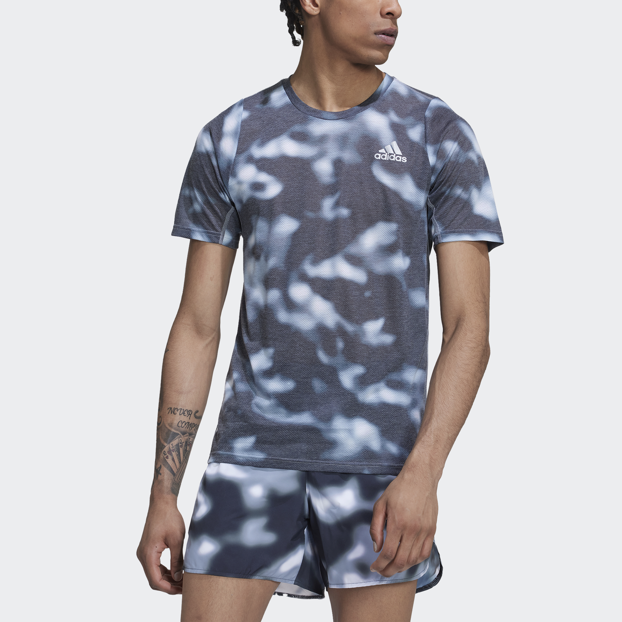 Adidas RUN ICONS AOP T
