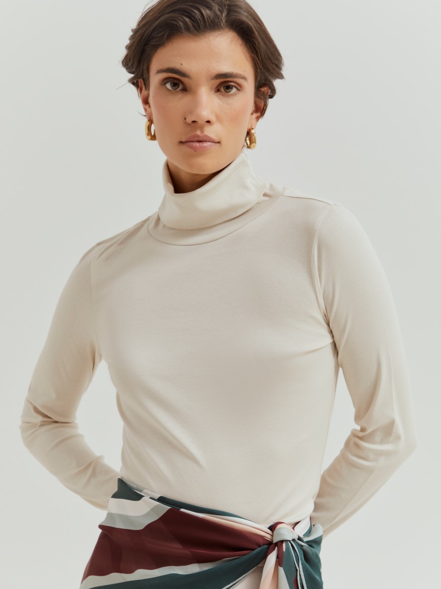 Camisola de gola alta com algodão