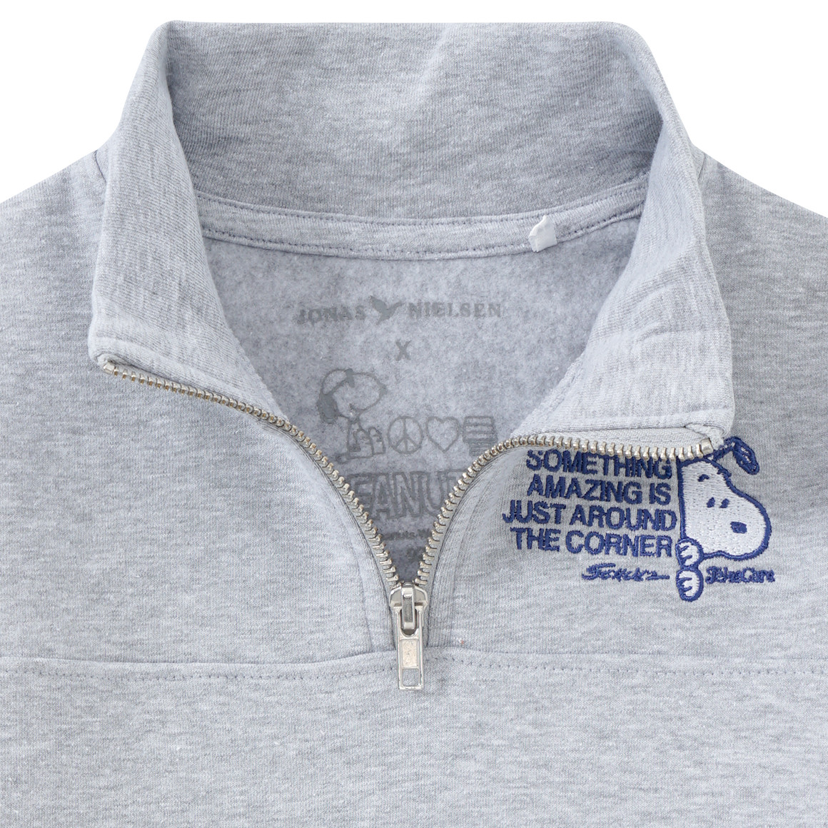 Jonas Nielsen Peanuts Sweatshirt im Troyer-Style hellgrau