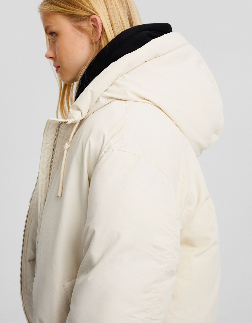 Jaqueta puffer com capuz