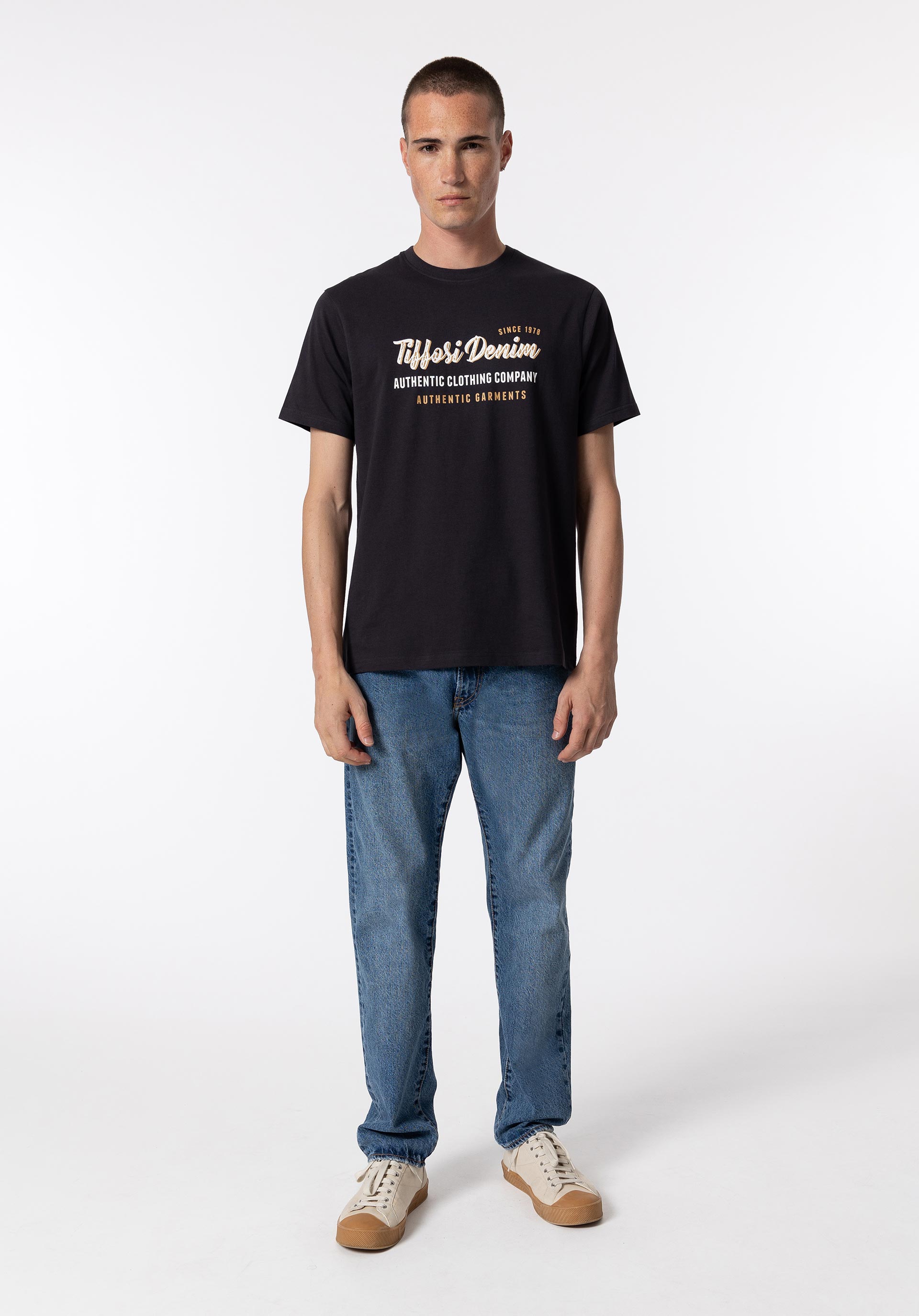 T-shirt com Estampado Frontal