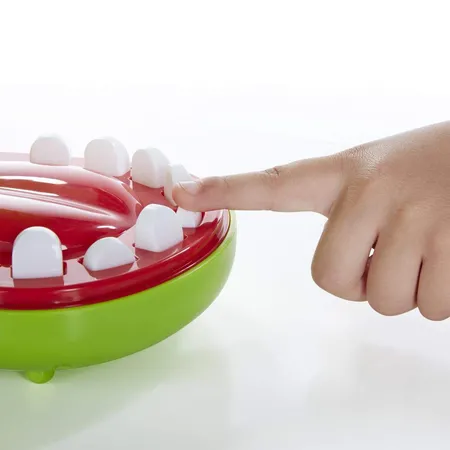 Hasbro Spiel Kroko Doc