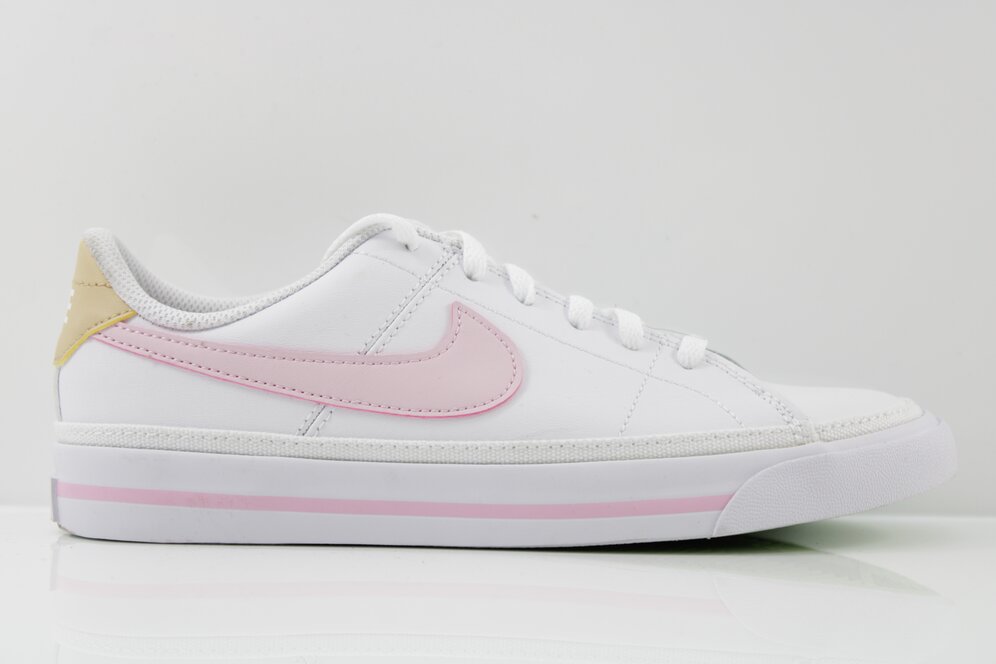 Nike Sneaker