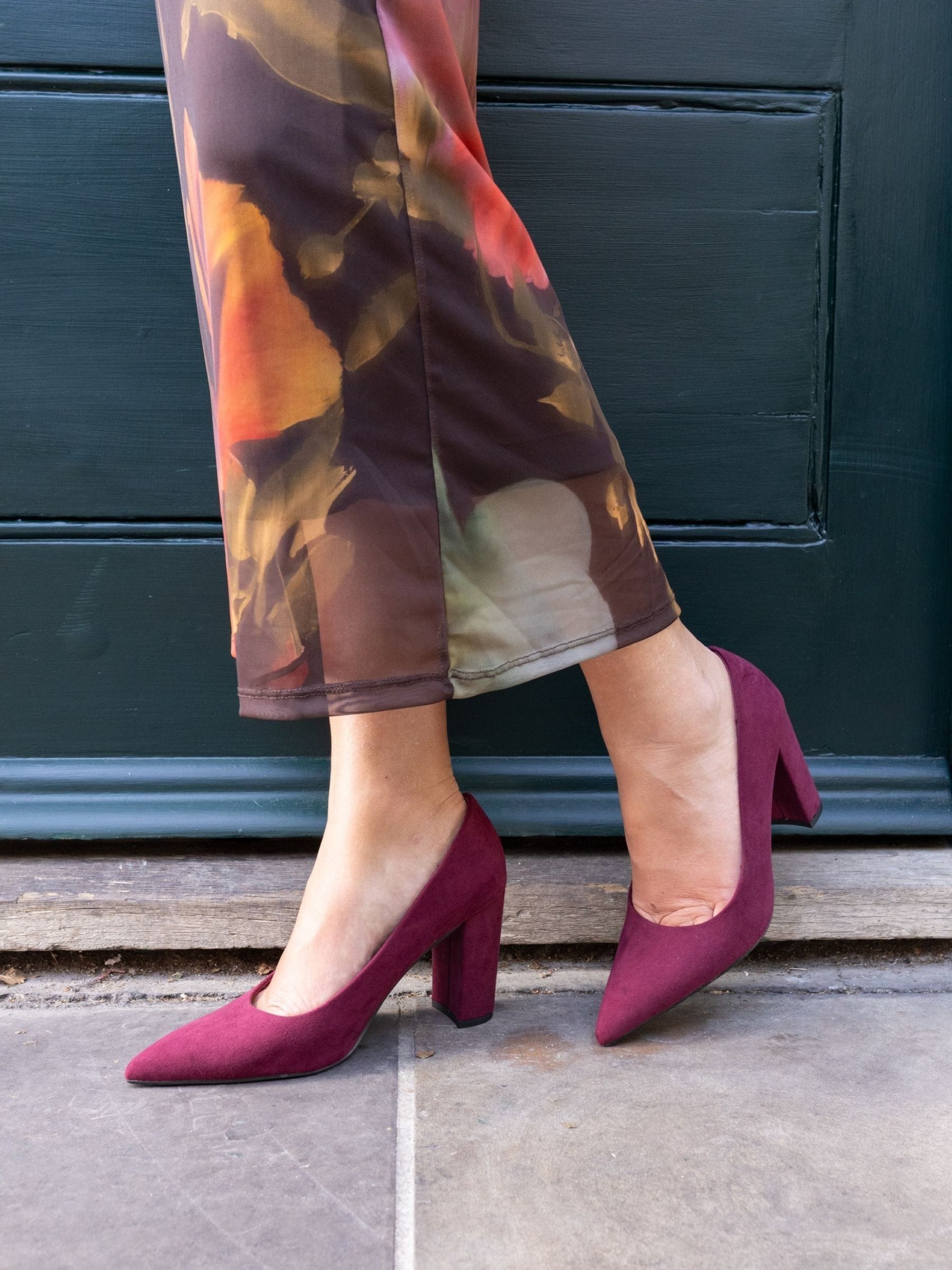 Rood - Novo ILLIANA Point Toe Block Heel Courts