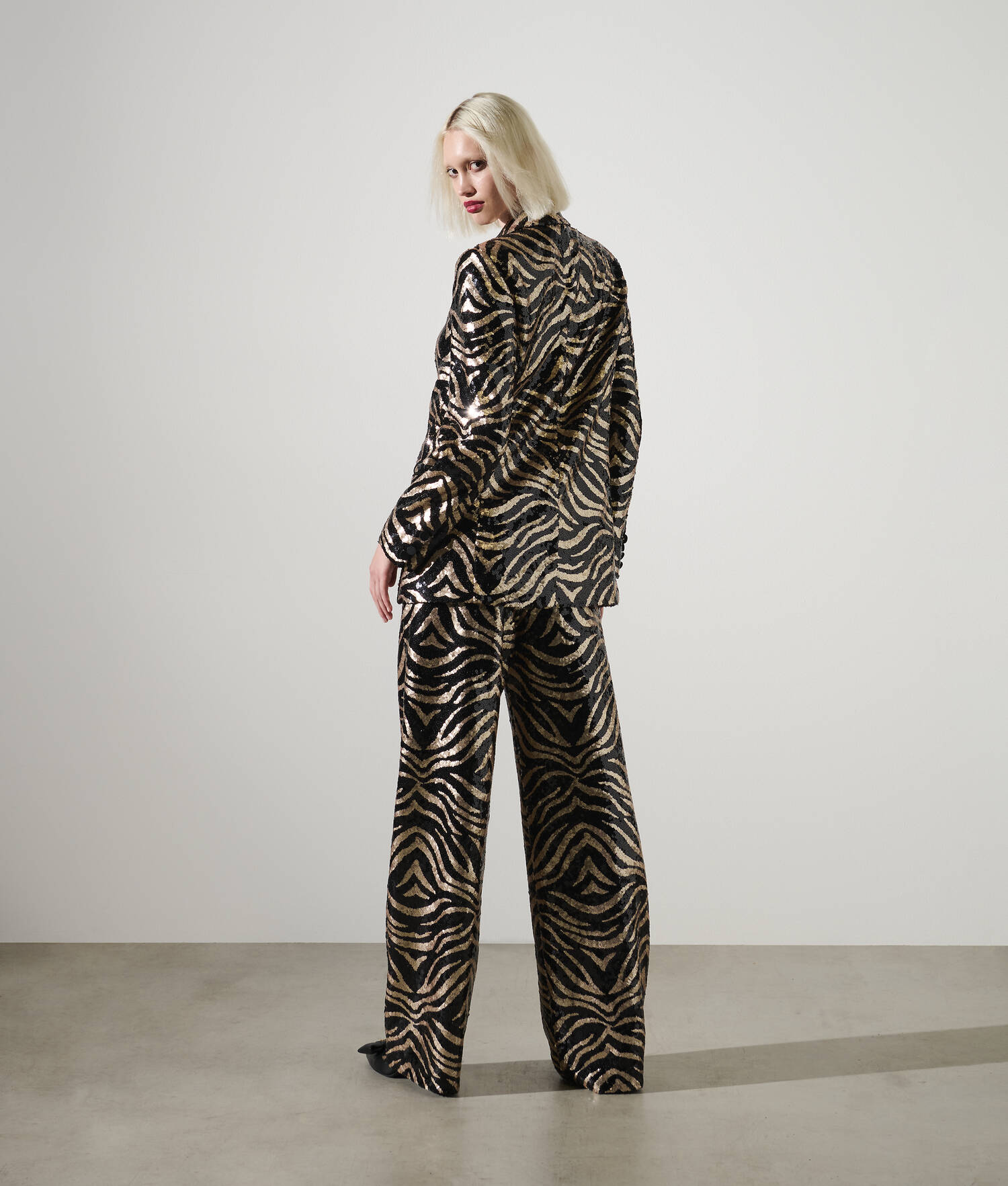 PANTALON À SEQUINS KARL STUDIO