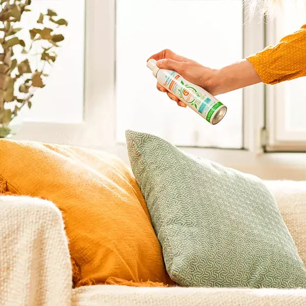 Spray desinfetante Puressentiel com 41 óleos essenciais 75ml