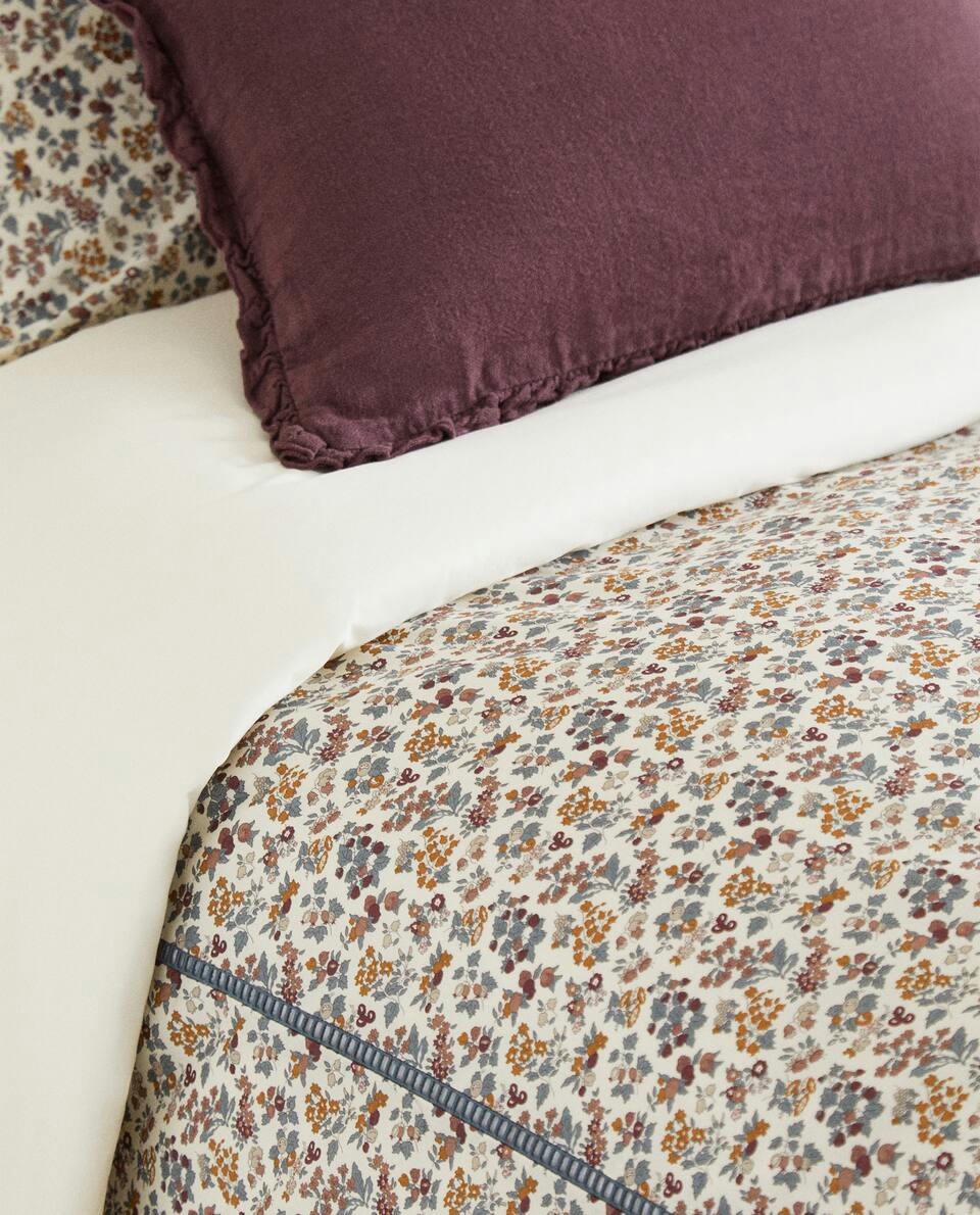Lençol infantil de tecido estampado floral
