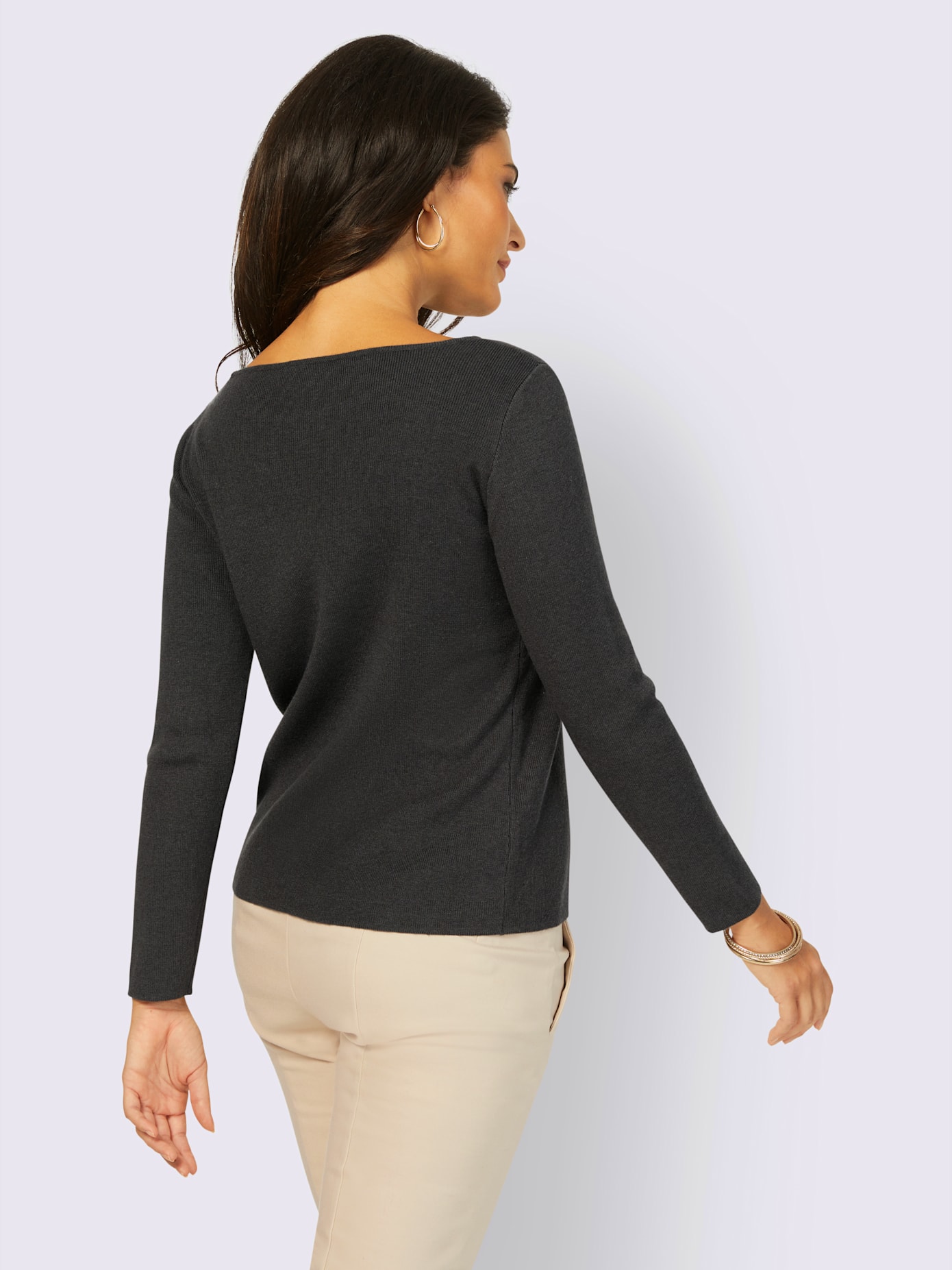 Pull laine vierge