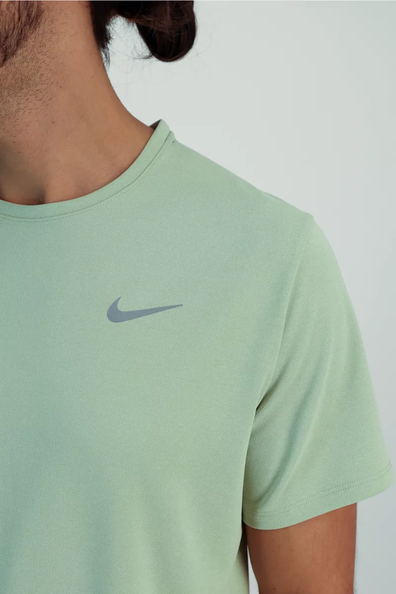 Nike Dri-FIT UV Miler Herren T-Shirt