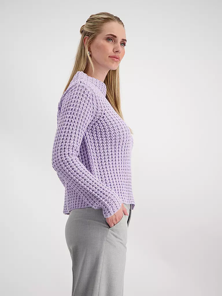 MONARI Pullover  lila